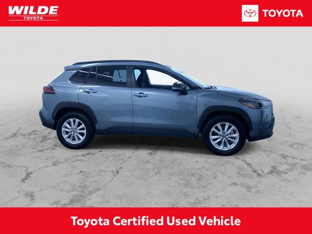 Certified 2026 Toyota Corolla Cross LE FWD image 2