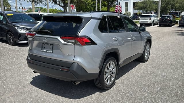 Used 2022 Toyota RAV4 XLE Premium FWD image 10