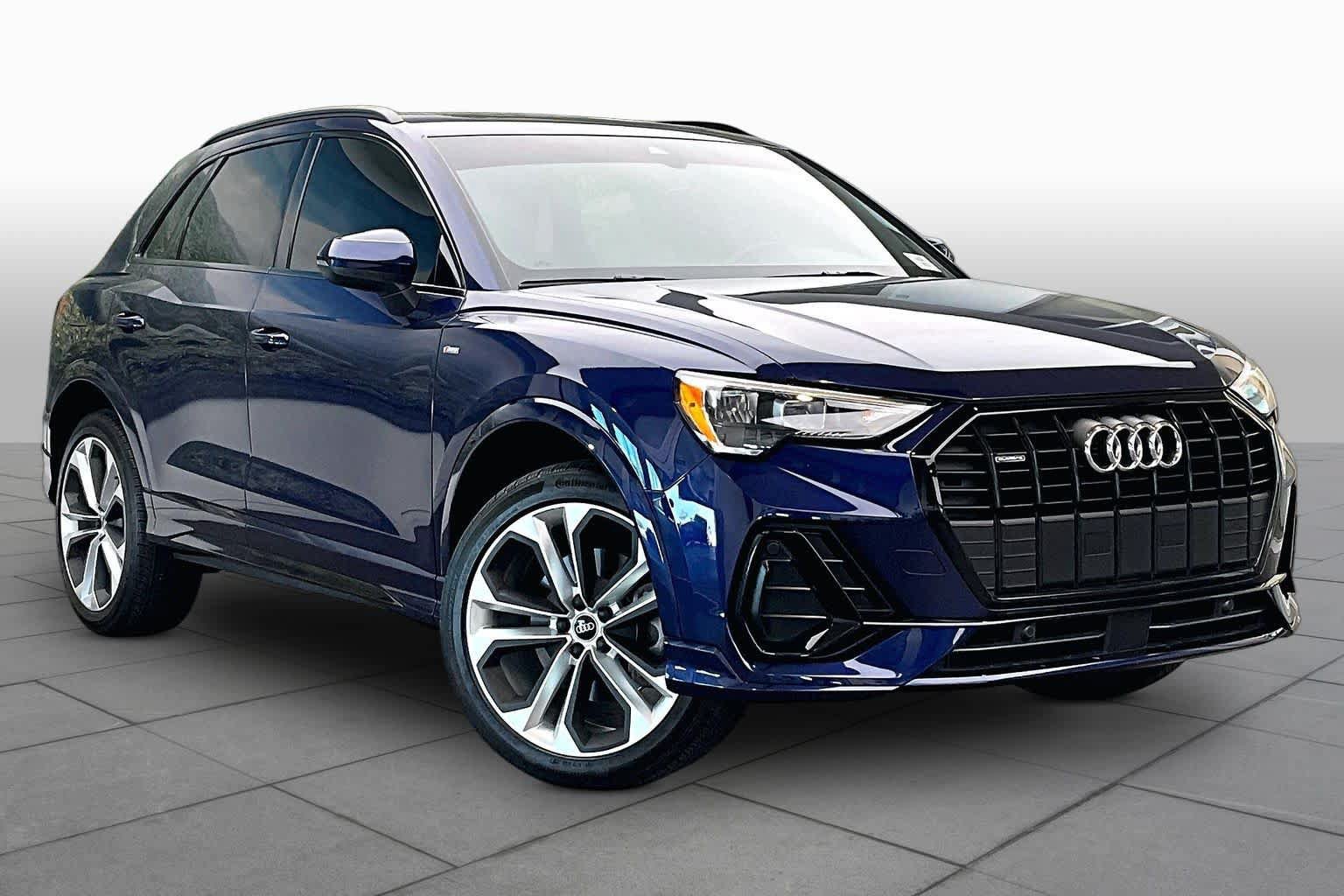 Used 2021 Audi Q3 2.0T Premium w/ Convenience Package AWD/4WD image 3