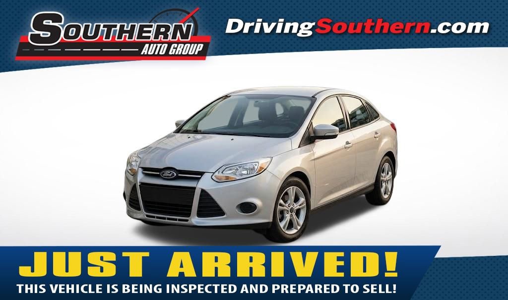 Used 2013 Ford Focus SE w/ SE Winter Pkg FWD video 1