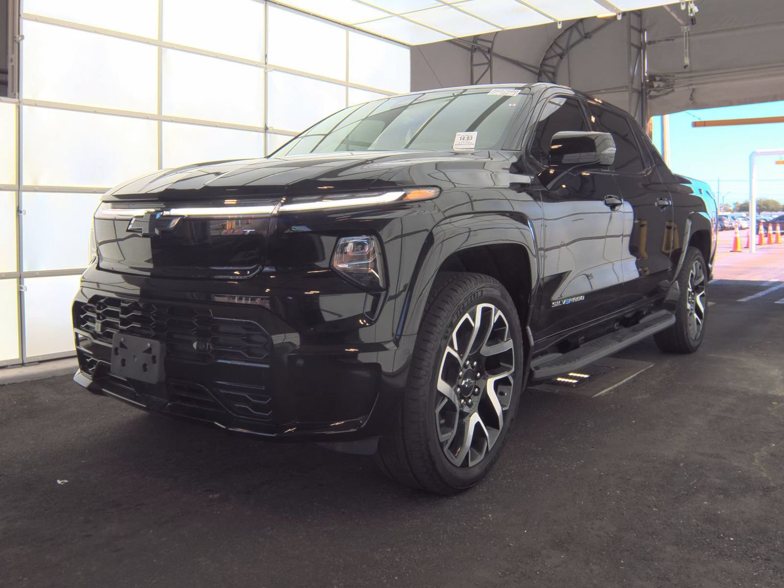 Certified 2024 Chevrolet Silverado EV RST AWD/4WD image 1