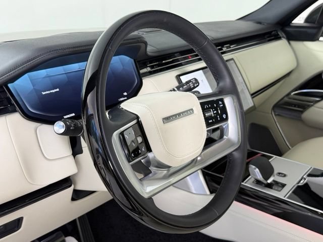 Used 2025 Land Rover Range Rover Autobiography AWD/4WD image 18