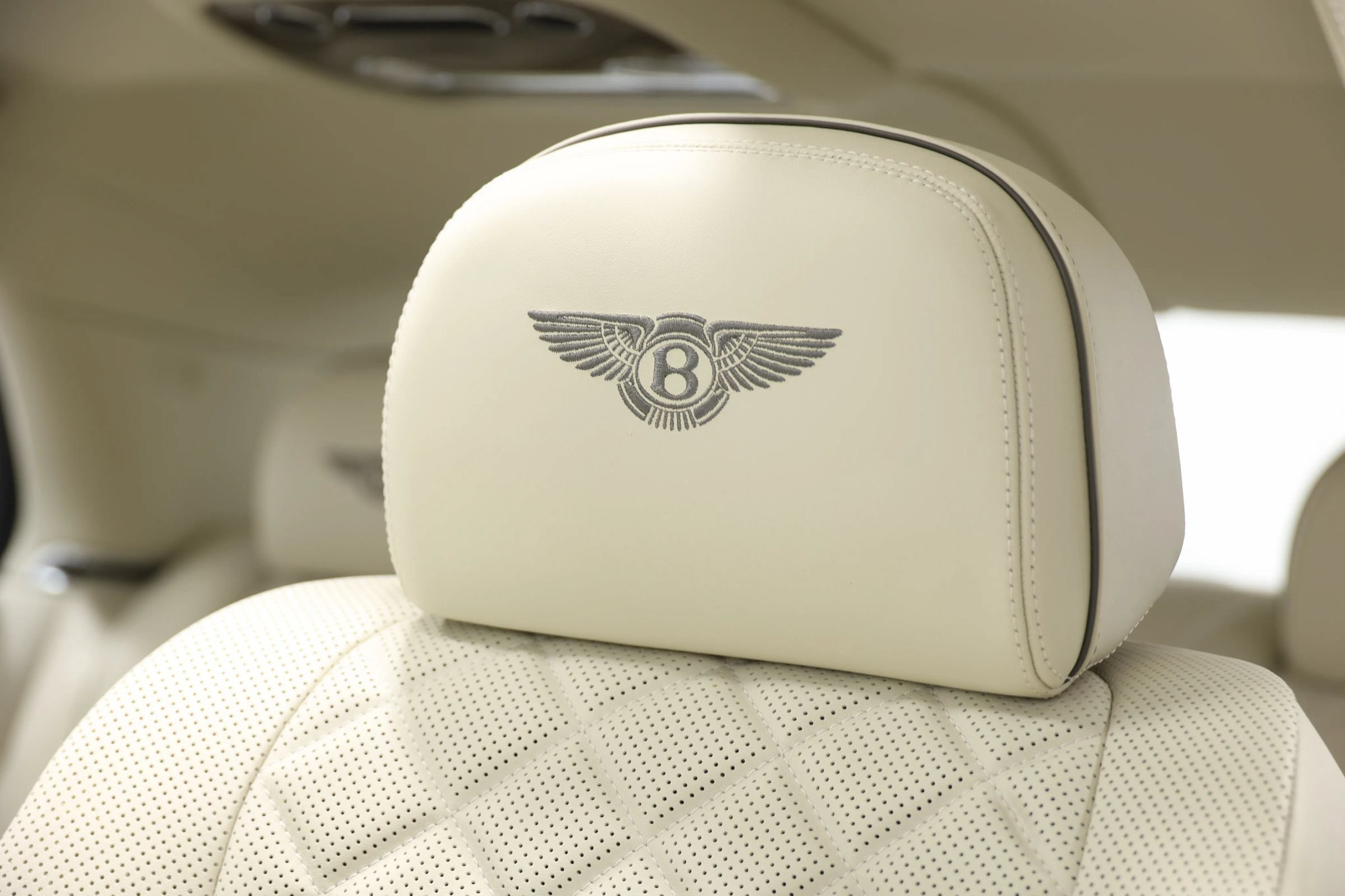 Used 2018 Bentley Flying Spur V8 AWD/4WD image 20
