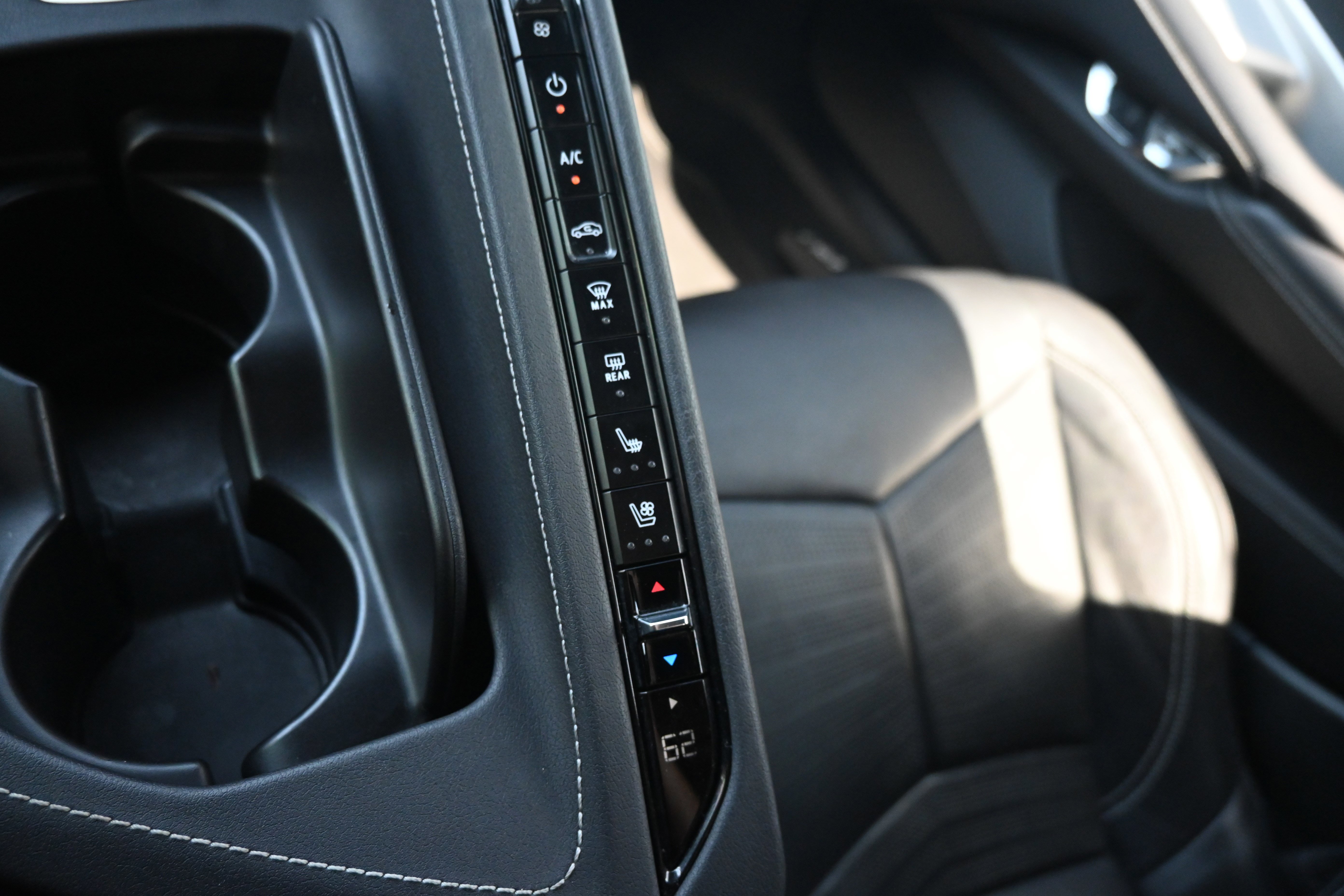 Used 2021 Chevrolet Corvette Stingray Preferred Cpe w/ Z51 Performance Package image 20