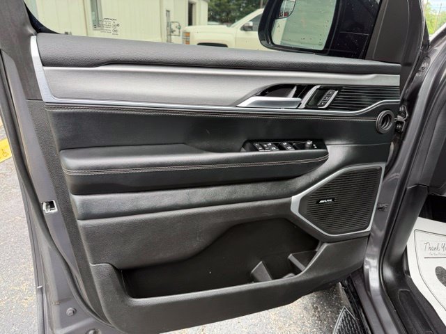 Used 2024 Jeep Wagoneer Series II AWD/4WD image 21