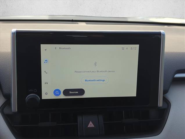 Used 2025 Toyota RAV4 XLE w/ Convenience Package FWD image 16