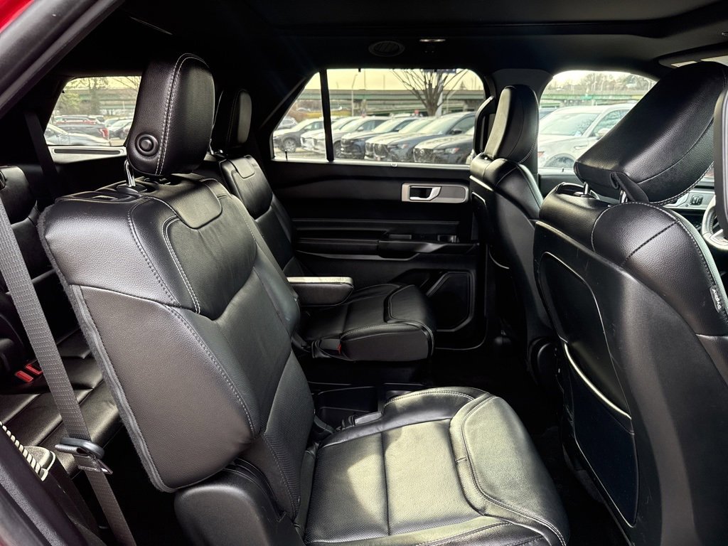 Certified 2020 Ford Explorer ST image 32
