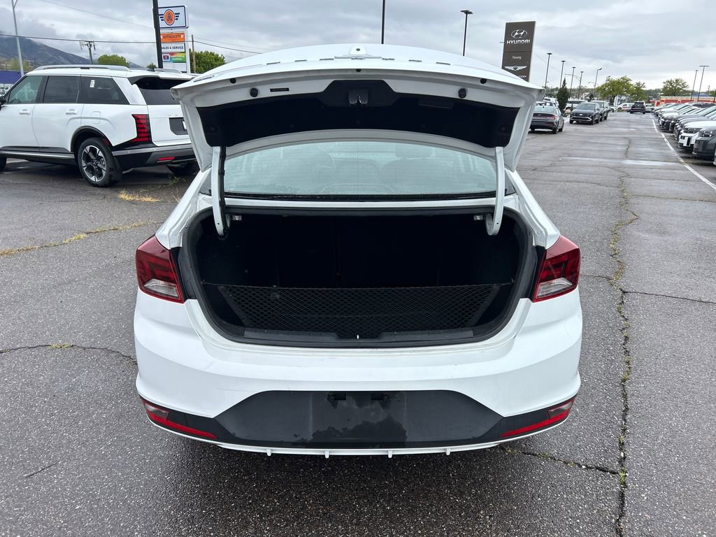 Used 2019 Hyundai Elantra SE w/ Cargo Package FWD image 28