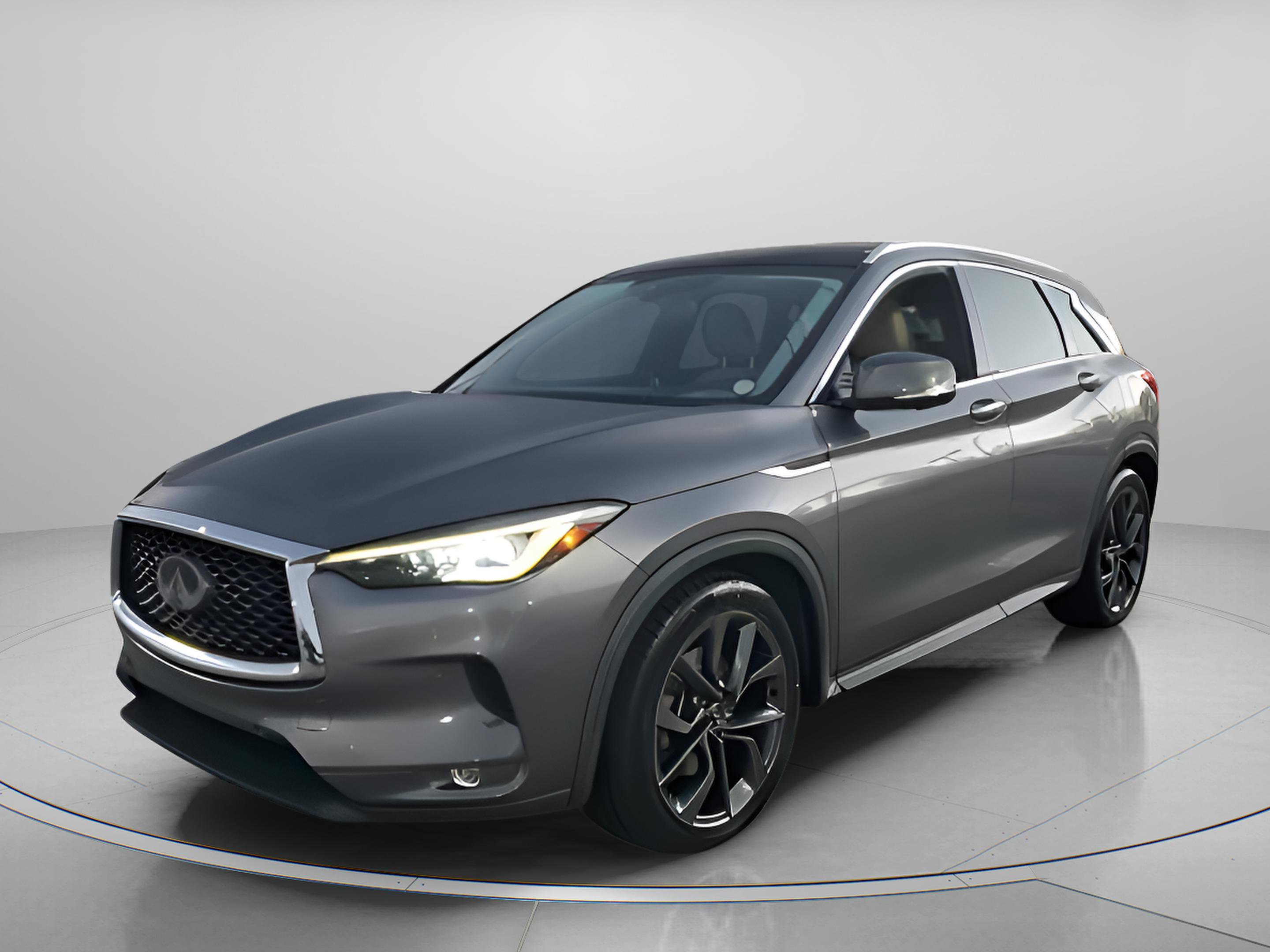 Used 2019 INFINITI QX50 Essential w/ Sensory Package image 2