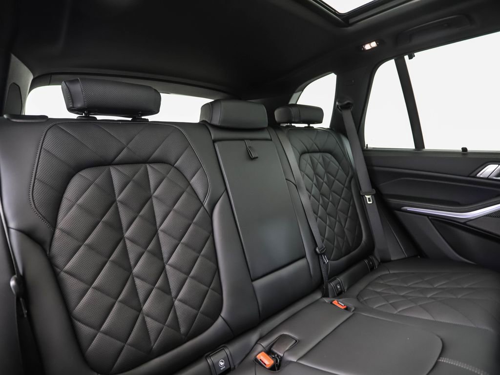 Certified 2023 BMW X5 M50i w/ Executive Package image 28