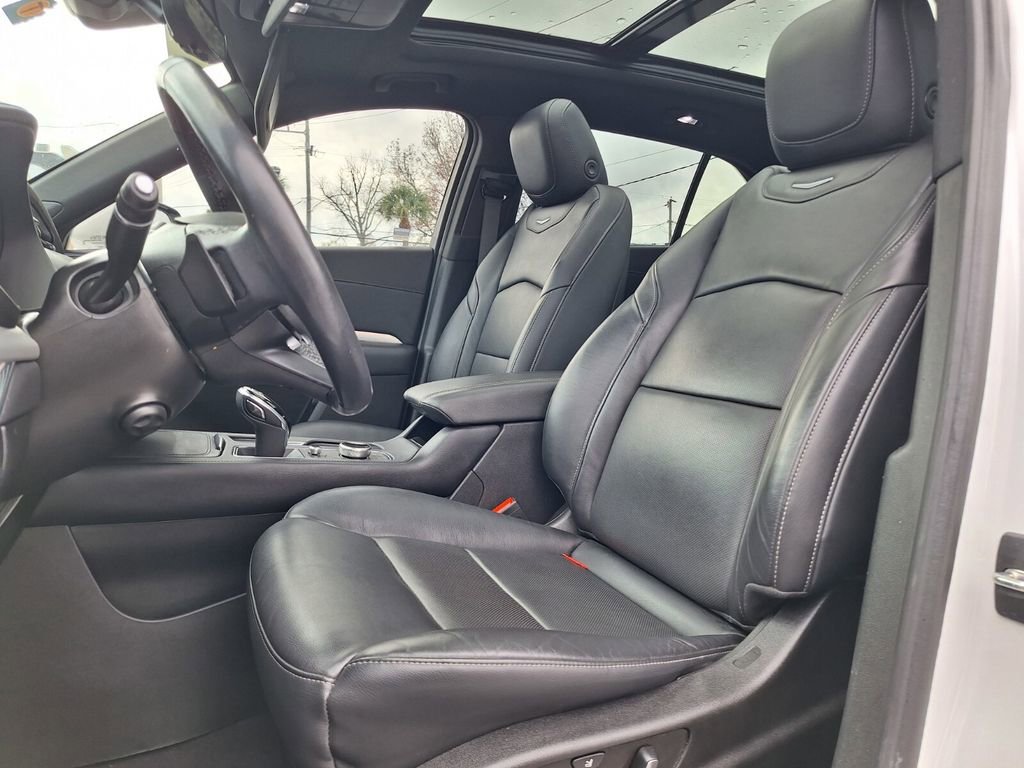 Used 2023 Cadillac XT4 Premium Luxury w/ Technology Package image 22