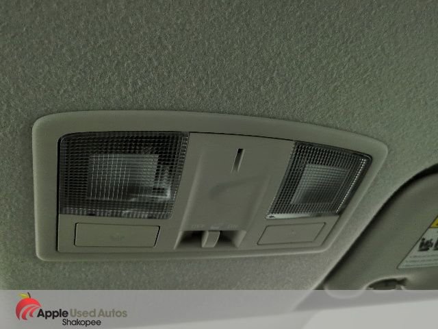 Used 2010 MAZDA MAZDA3 i Touring FWD image 19