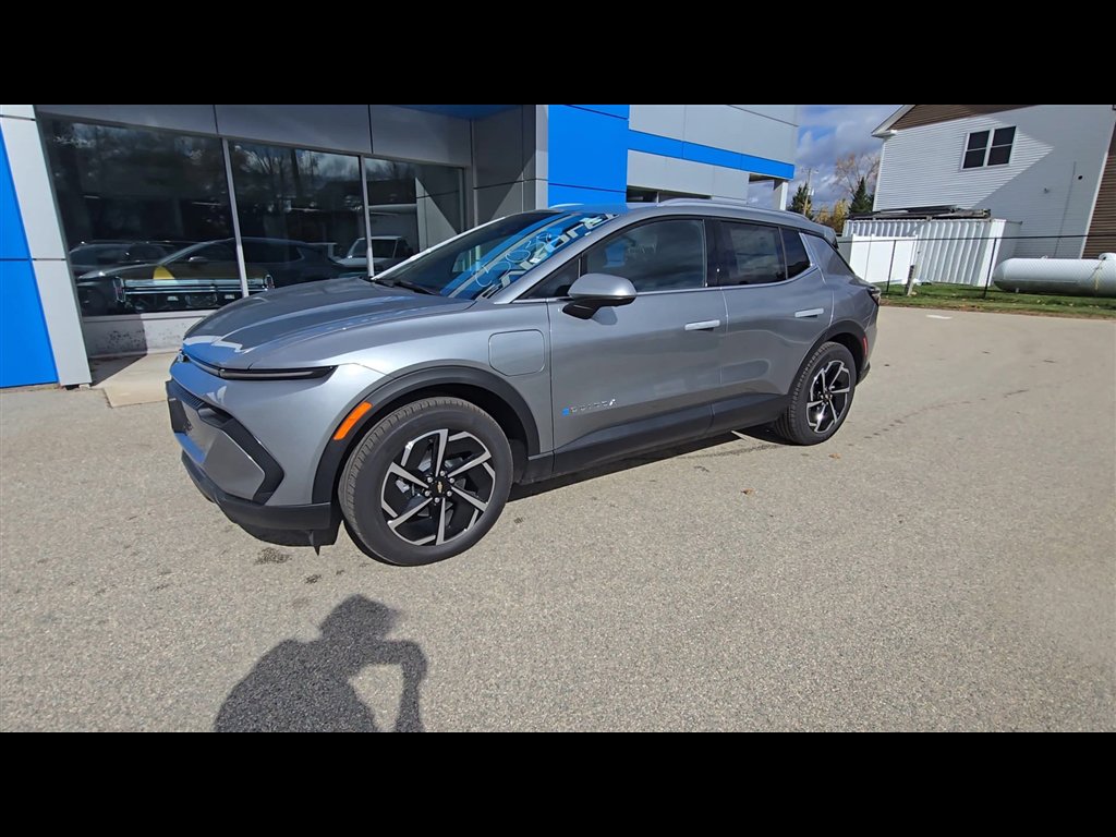 New 2026 Chevrolet Equinox EV LT image 4