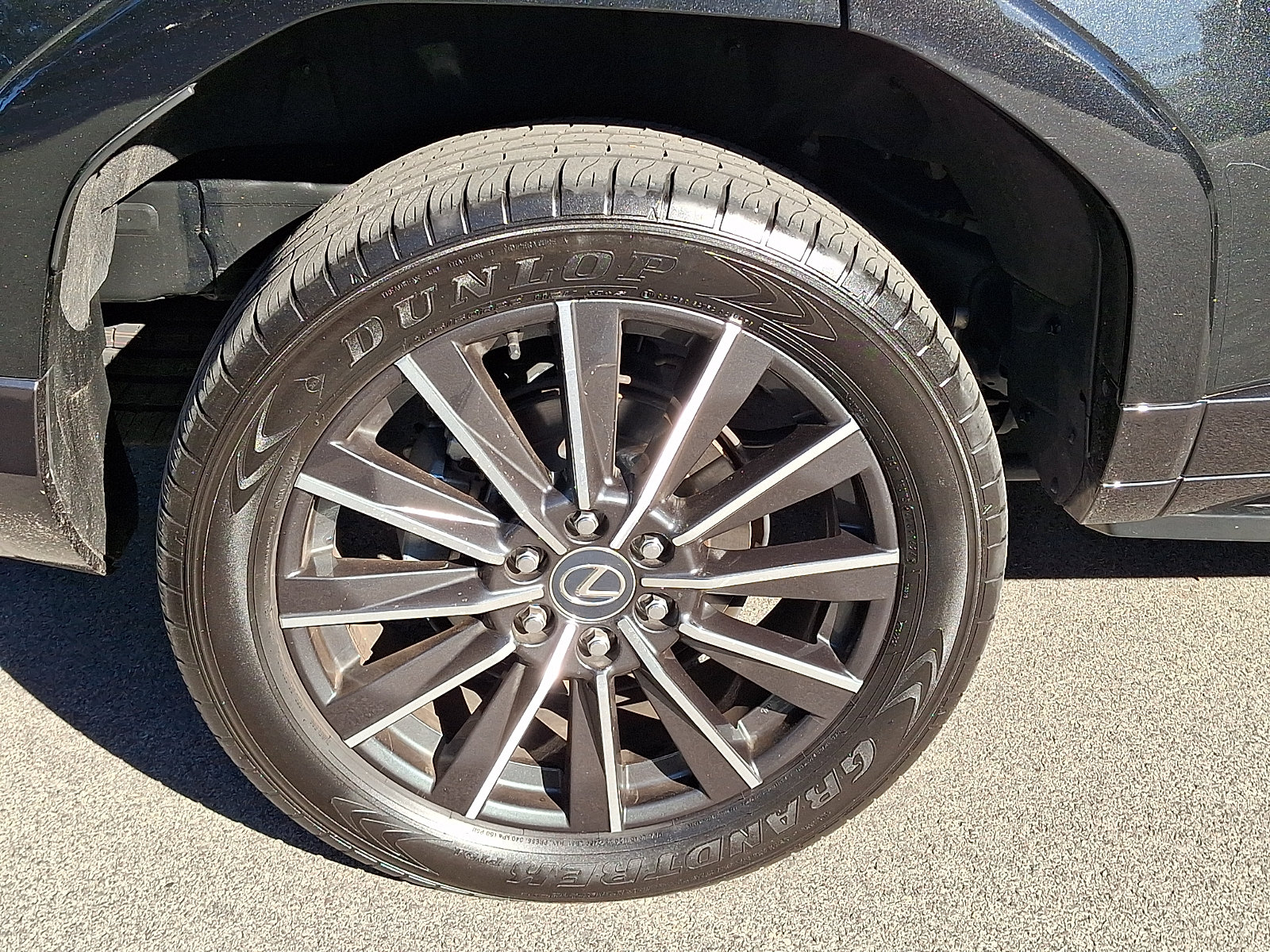 Certified 2024 Lexus GX 550 w/ Accessory Package (2T) AWD/4WD image 8