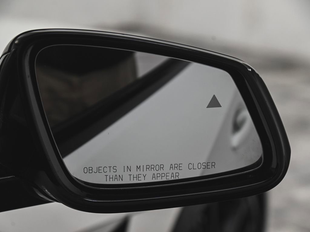 Used 2024 BMW Z4 sDrive30i w/ Shadowloine Package image 43