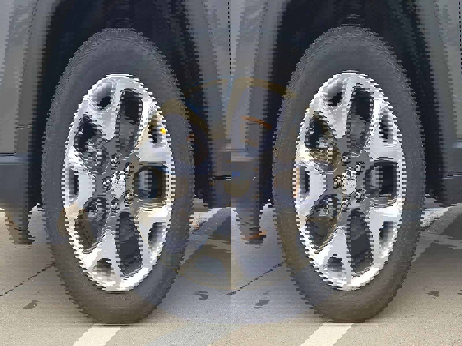 Used 2021 Jeep Compass Limited w/ Sun and Sound Group image 13