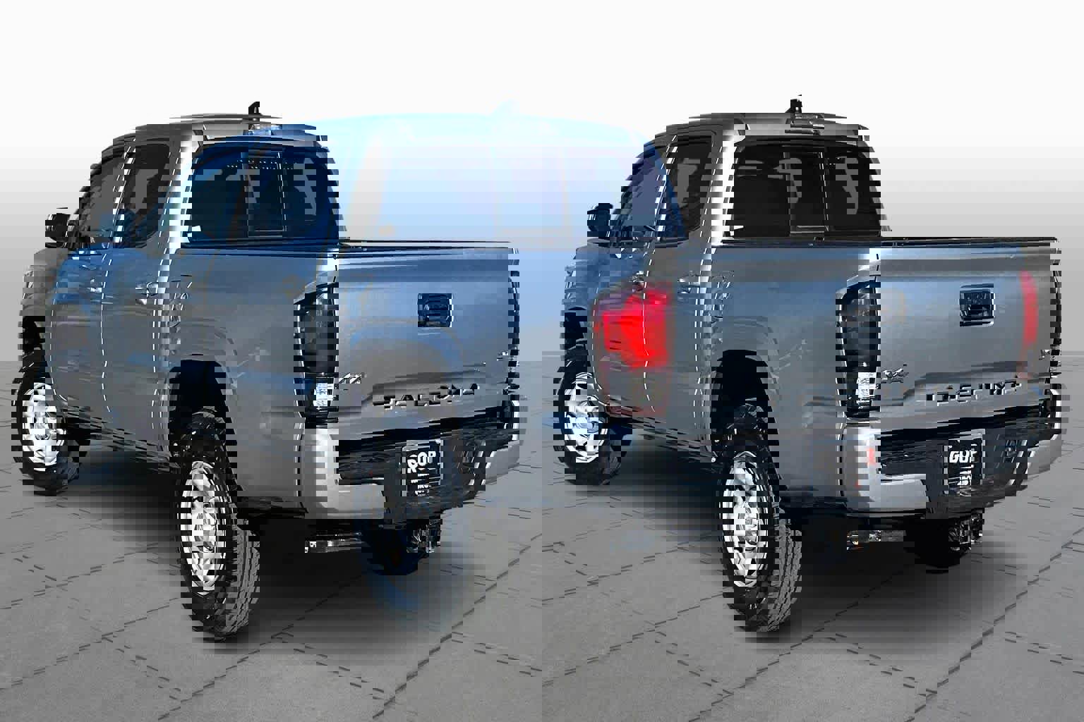 Used 2023 Toyota Tacoma SR image 12