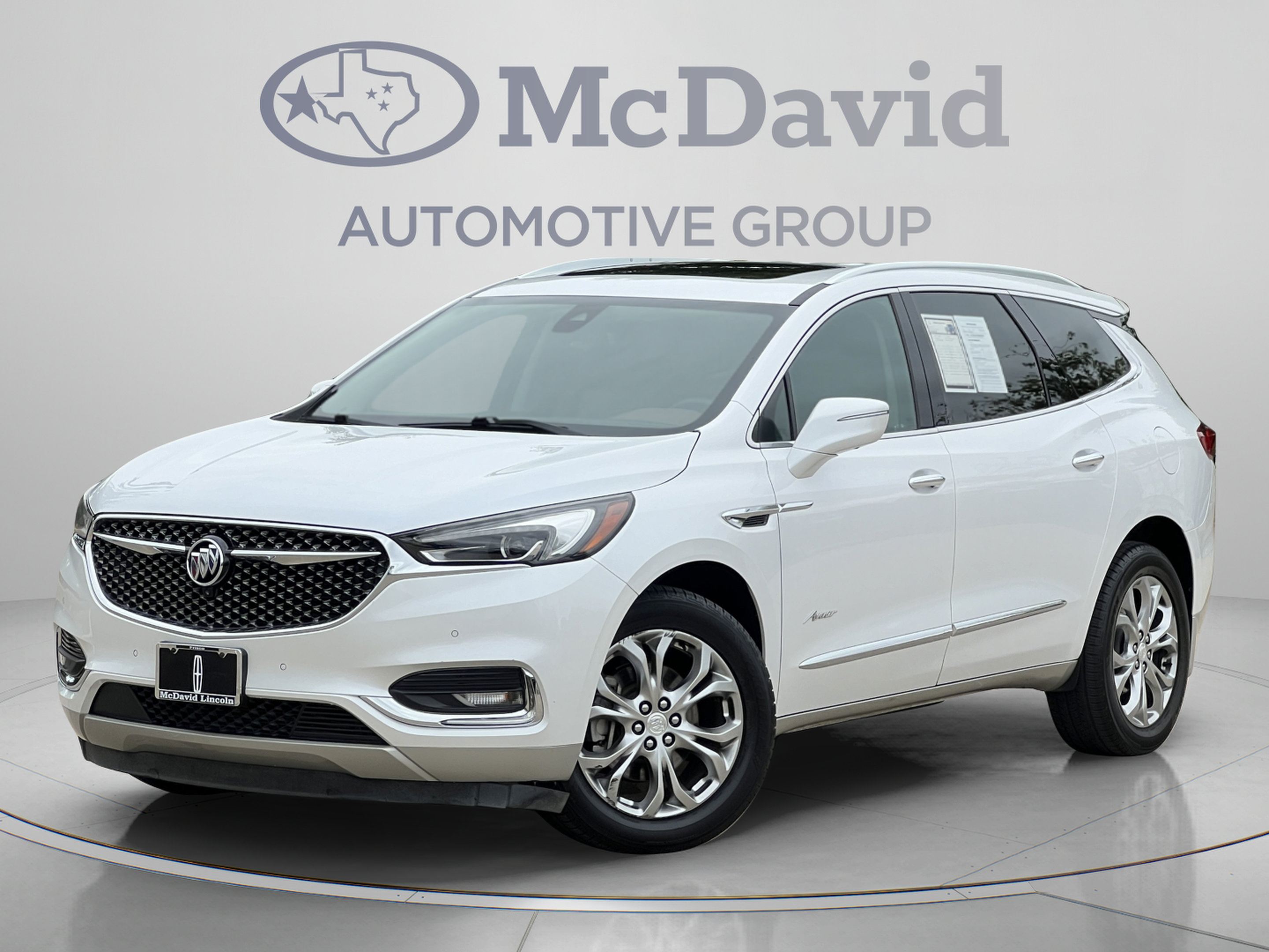 Used 2018 Buick Enclave Avenir w/ Avenir Technology Package AWD/4WD image 1
