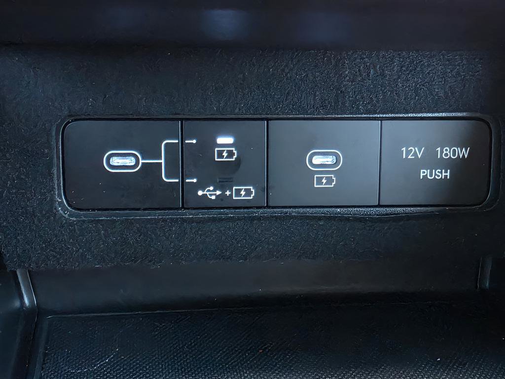 Used 2025 Hyundai Sonata SEL FWD image 33