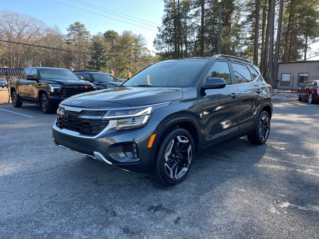 Certified 2024 Kia Seltos SX image 2