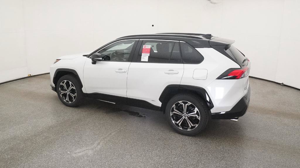 New 2025 Toyota RAV4 XSE w/ Premium Package AWD/4WD image 7