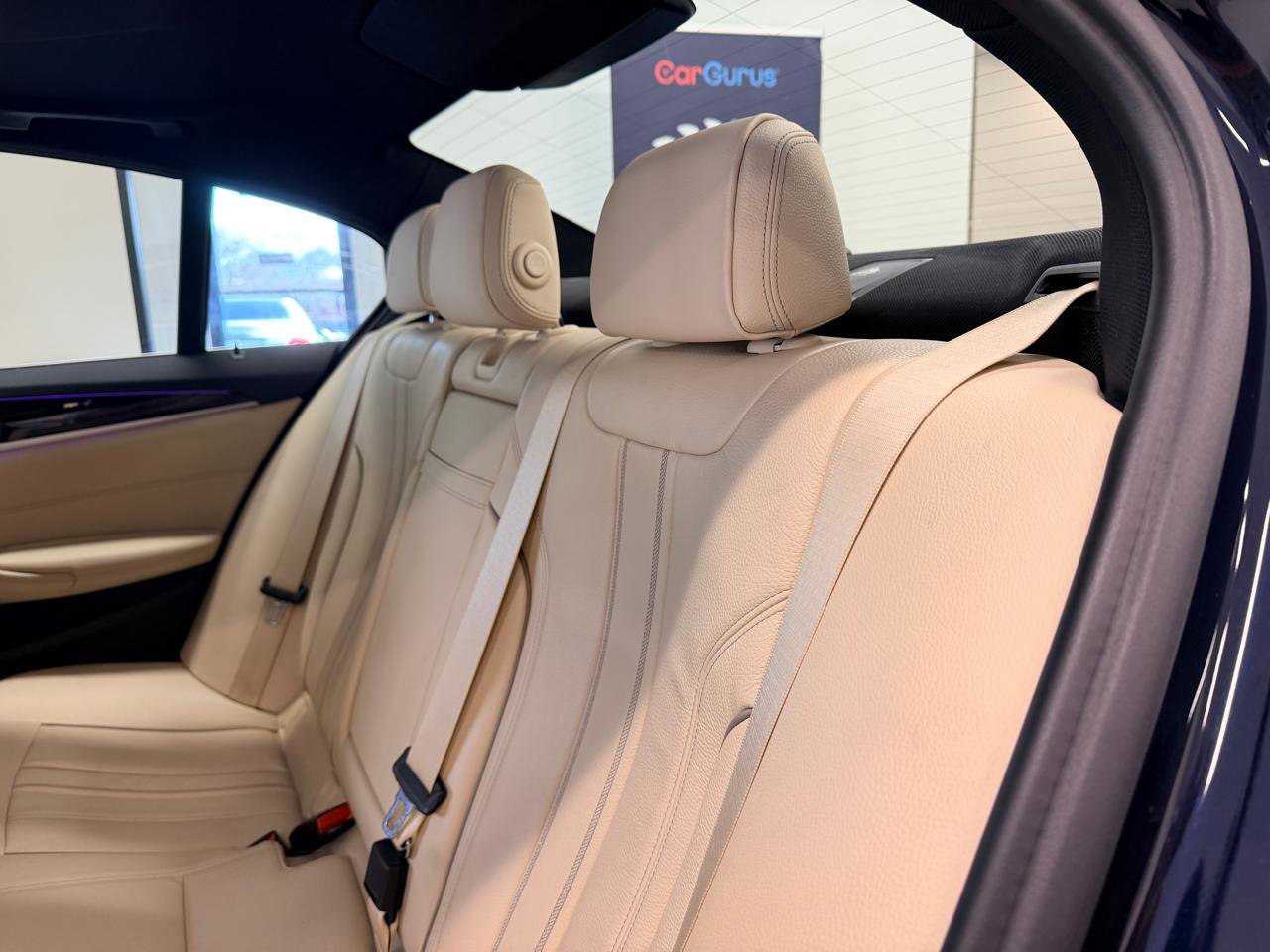 Used 2019 BMW 530i w/ Convenience Package RWD image 25