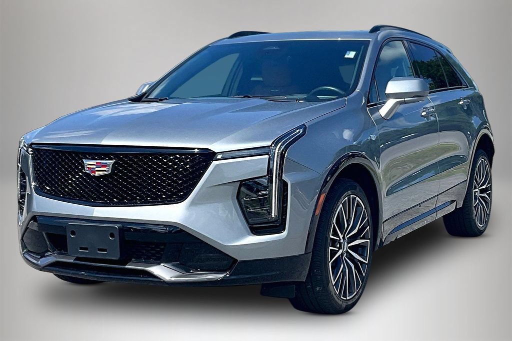 Used 2024 Cadillac XT4 Sport AWD/4WD image 2