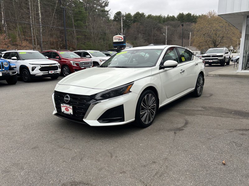 Used 2023 Nissan Altima 2.5 SL AWD/4WD image 4