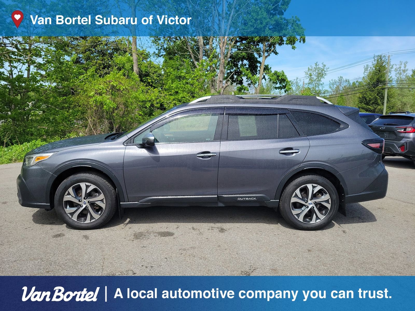 Used 2021 Subaru Outback Touring XT AWD/4WD image 2