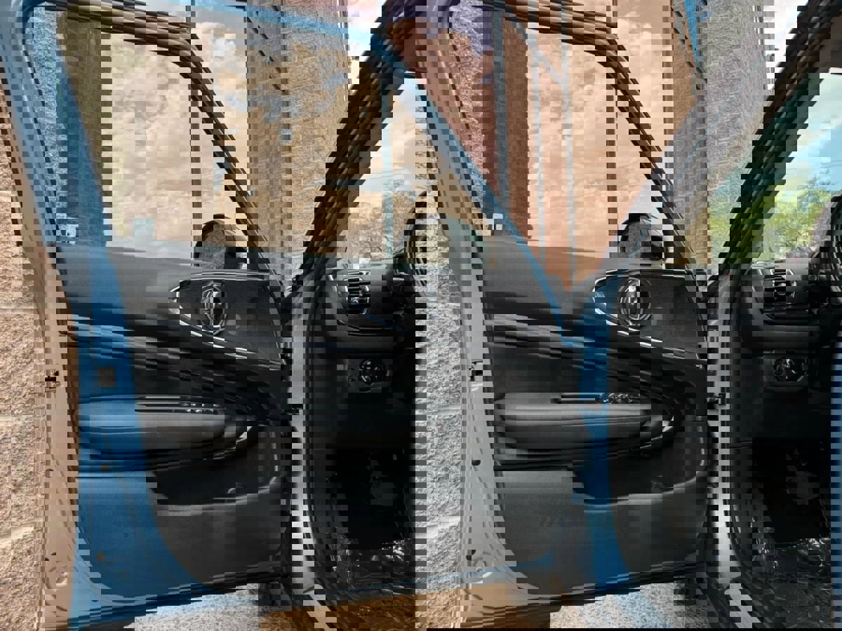 Used 2016 MINI Cooper Clubman image 39