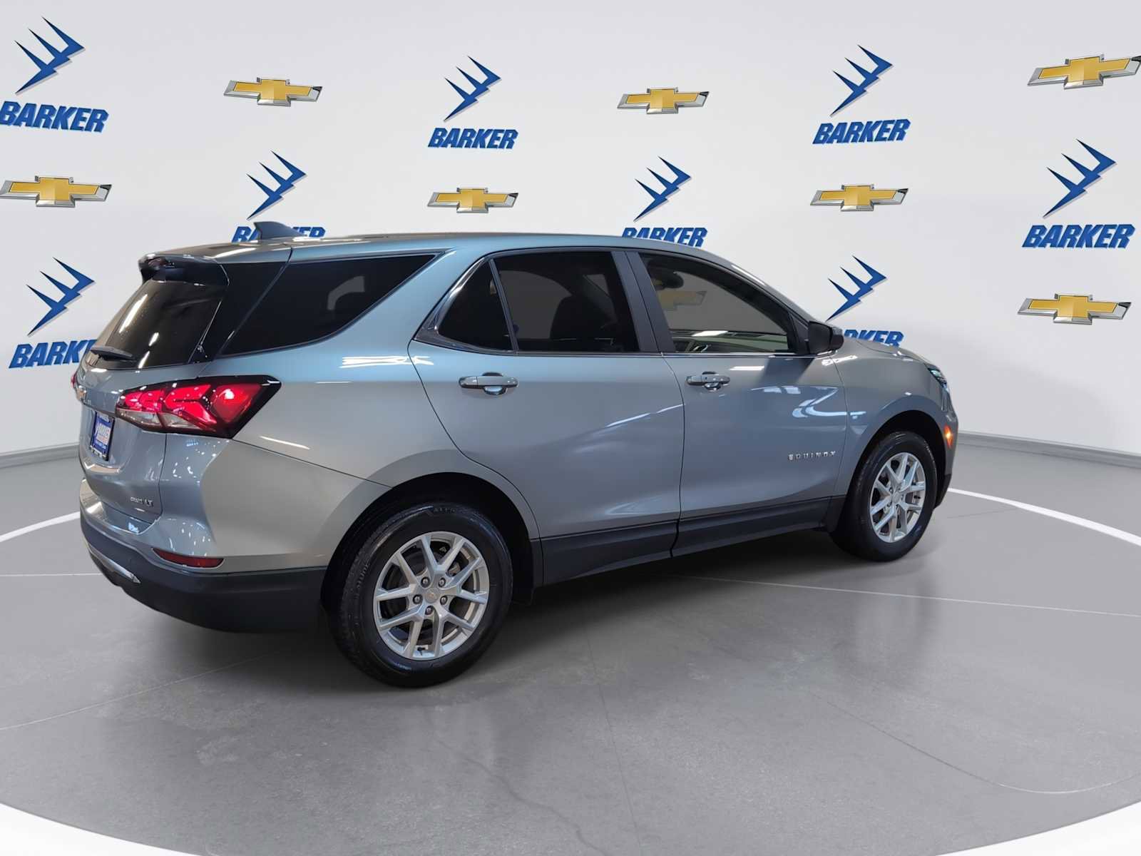 Used 2023 Chevrolet Equinox LT image 8