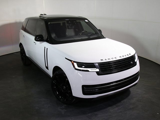 Used 2022 Land Rover Range Rover Long Wheelbase SE image 7