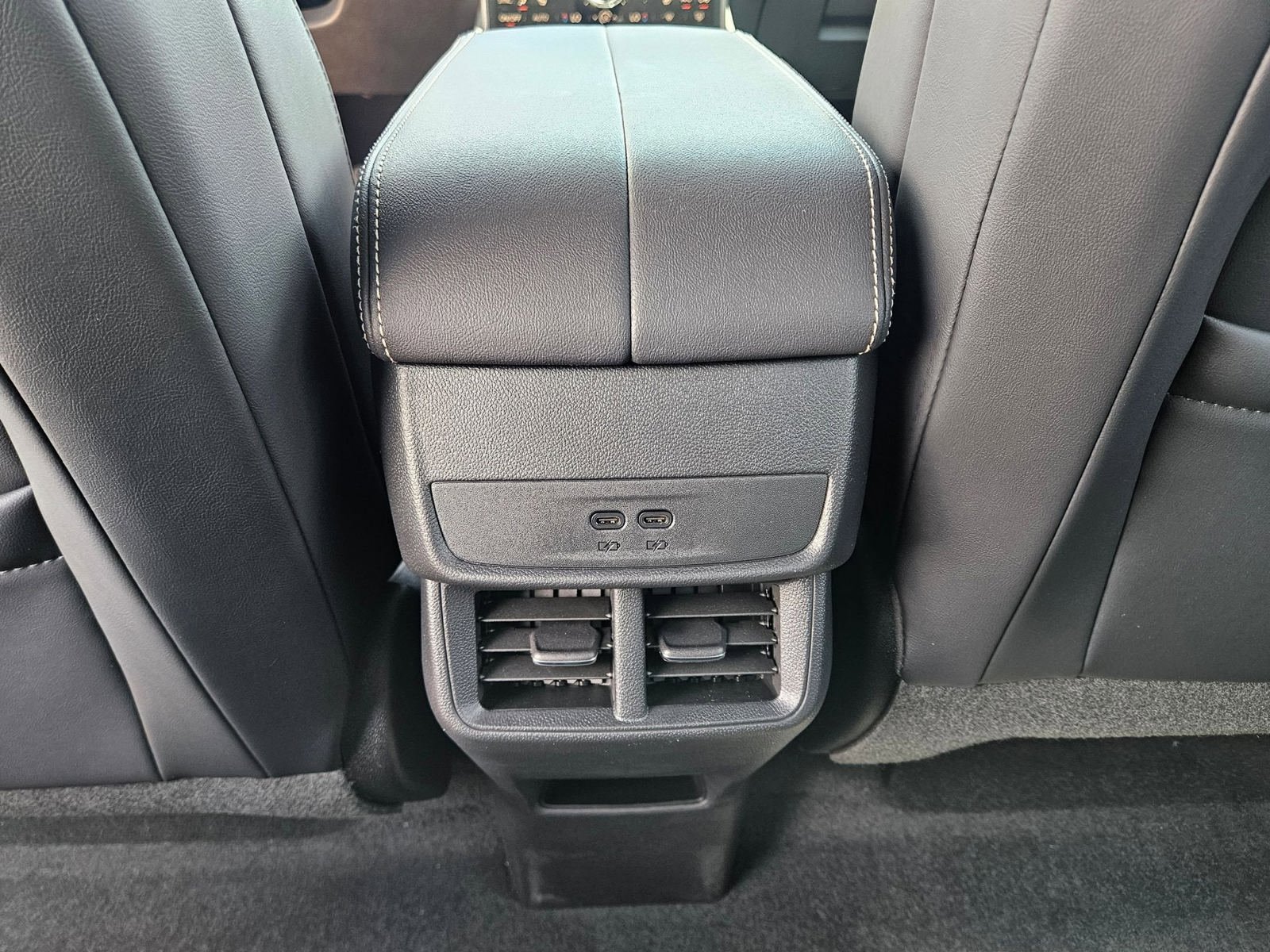 New 2026 GMC Terrain Elevation FWD image 26
