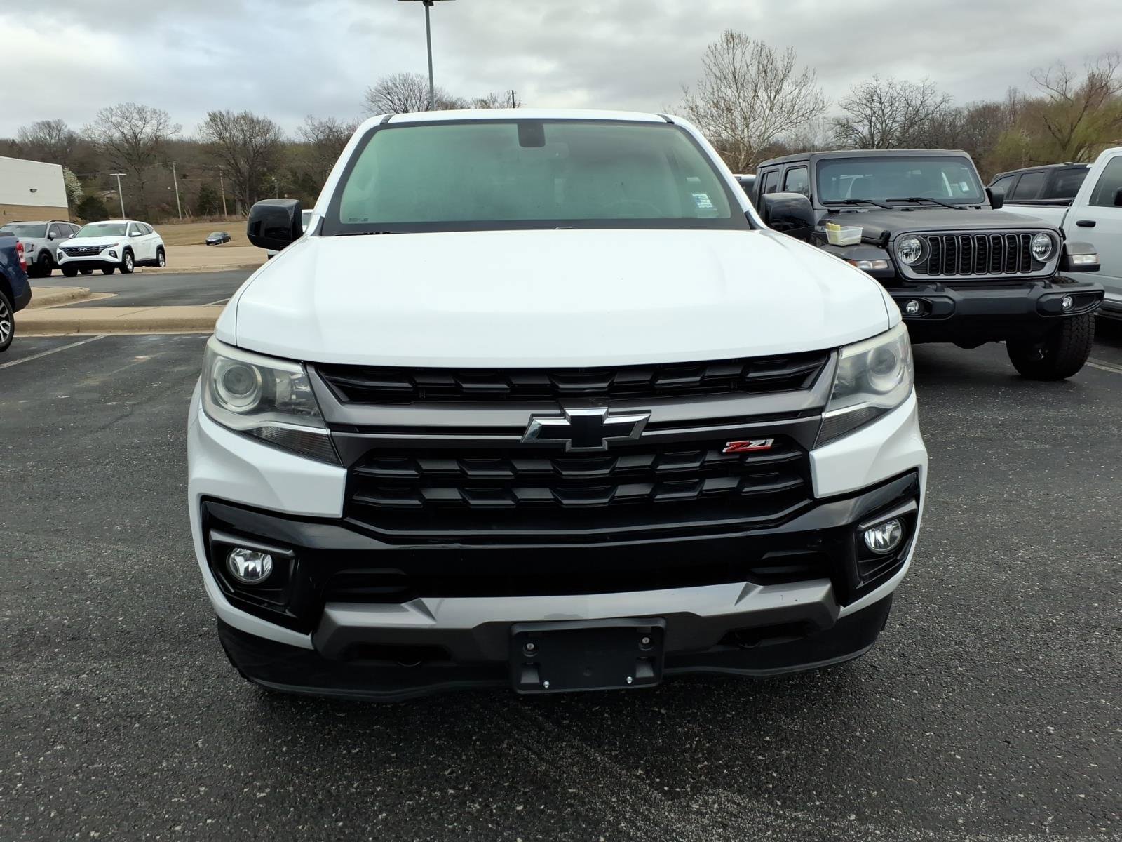 Used 2022 Chevrolet Colorado Z71 image 2