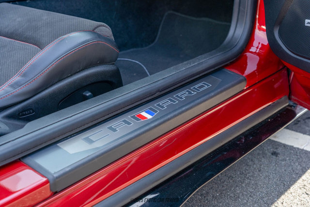 Used 2019 Chevrolet Camaro ZL1 image 37