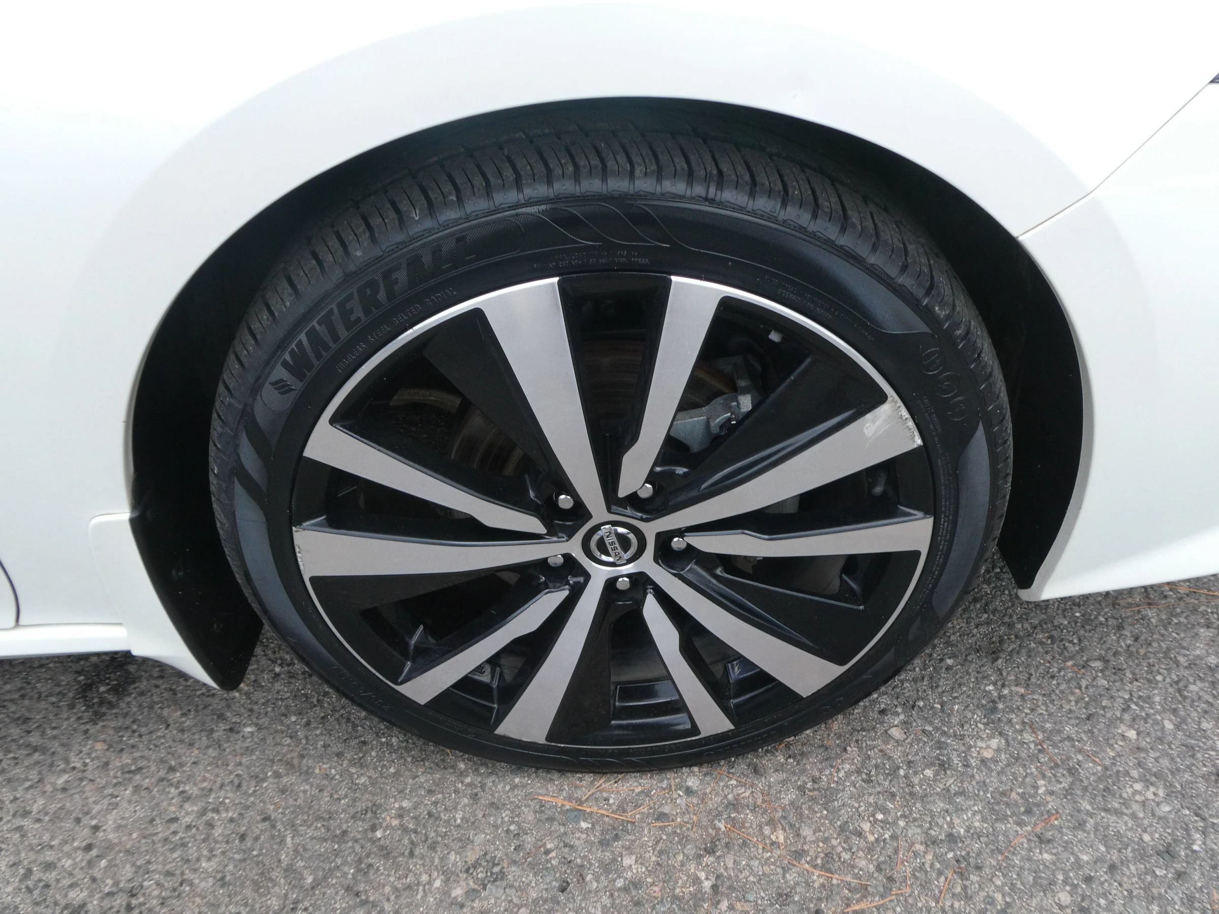 Used 2019 Nissan Altima 2.5 Platinum FWD image 34