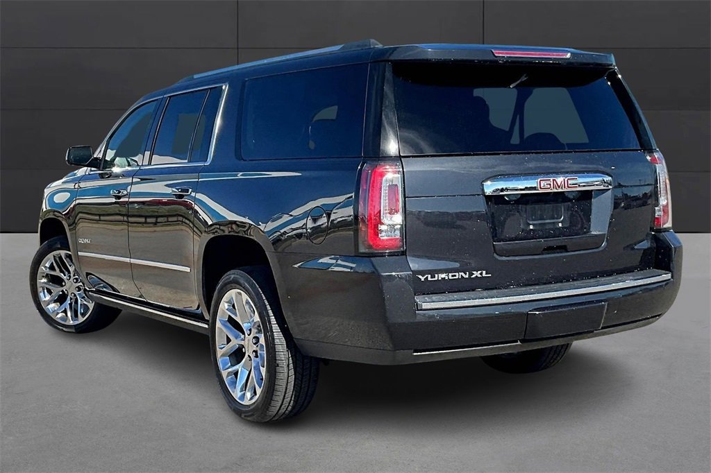Used 2020 GMC Yukon XL Denali w/ Denali Ultimate Package image 12