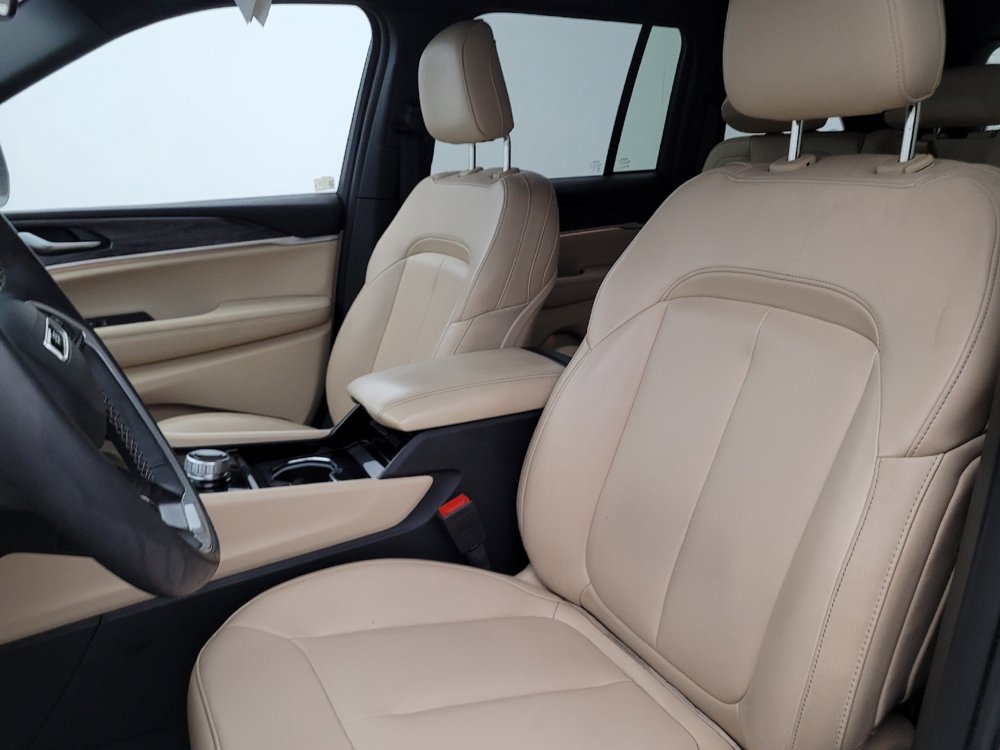 Used 2023 Jeep Grand Cherokee Limited RWD image 17