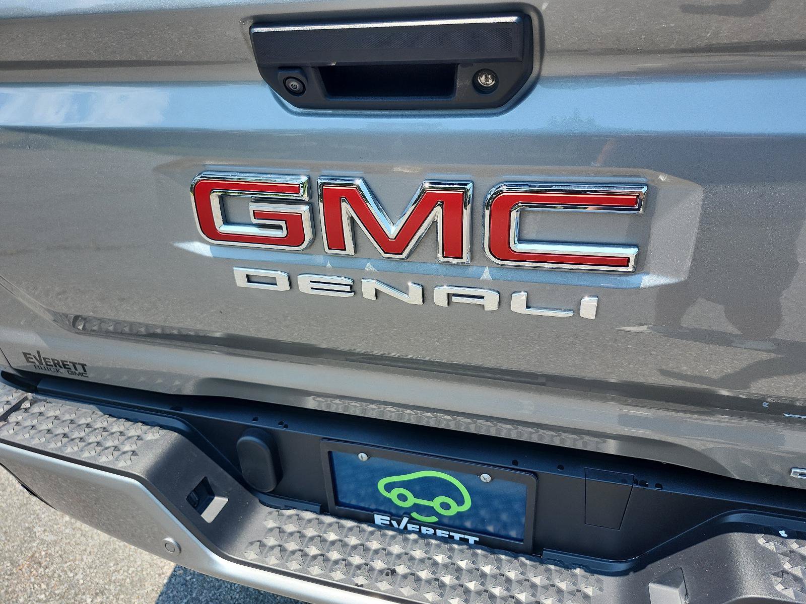 Certified 2024 GMC Canyon Denali AWD/4WD image 4