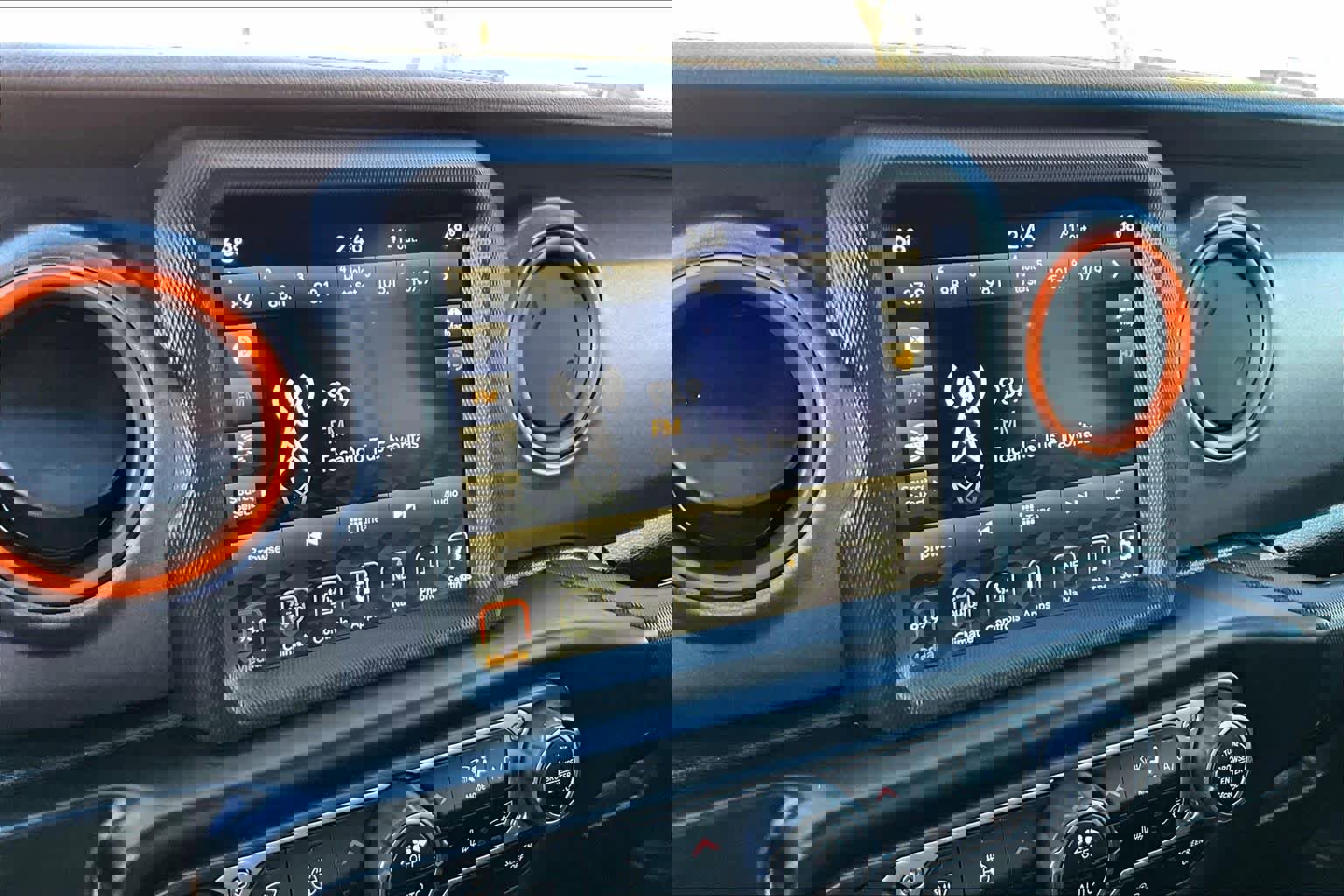 Used 2021 Jeep Gladiator Mojave image 32