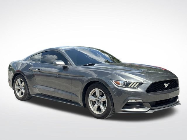 Used 2016 Ford Mustang Coupe RWD image 9