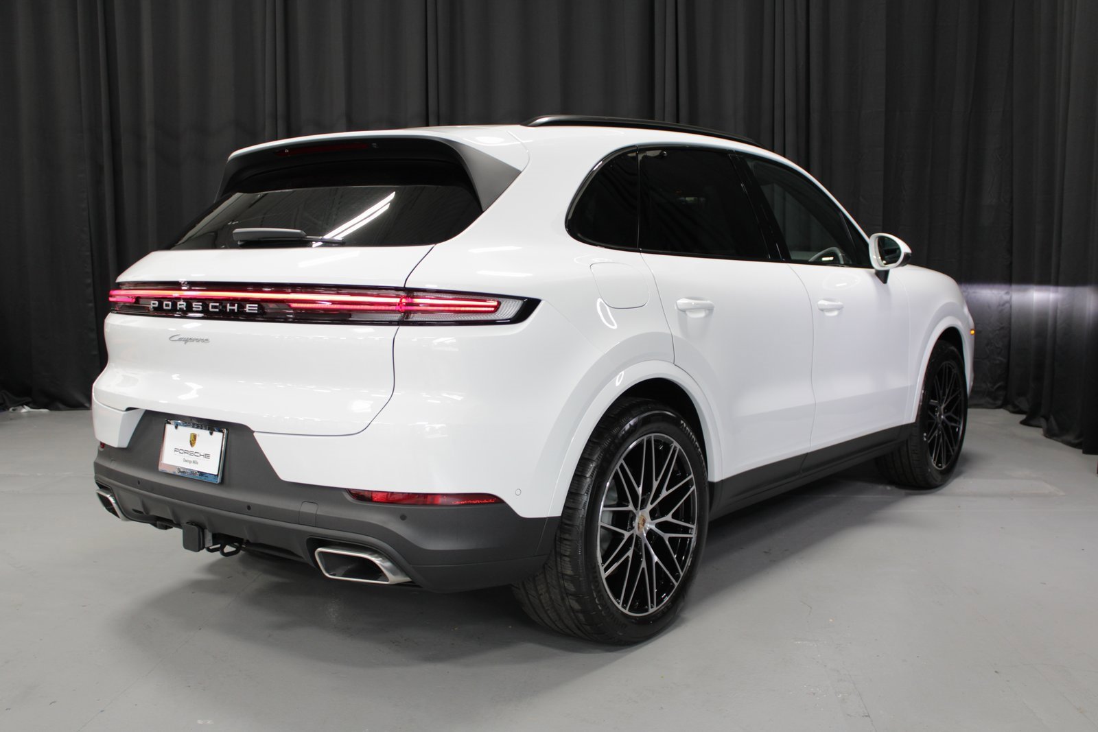 New 2026 Porsche Cayenne image 7