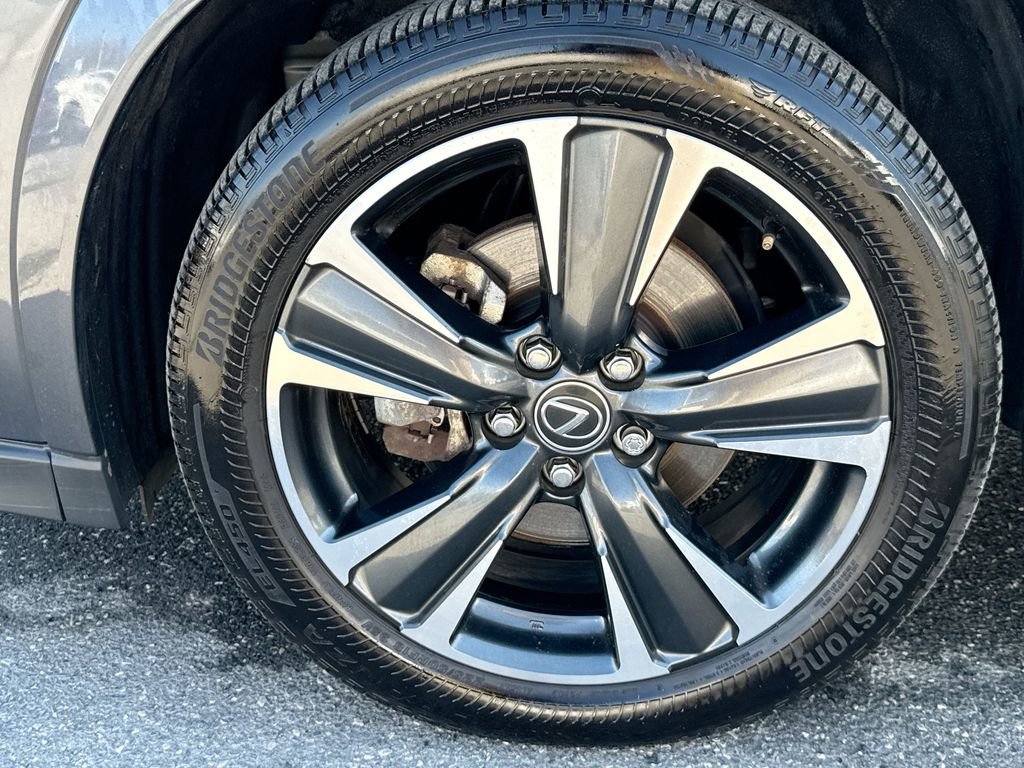Used 2025 Lexus UX 300h AWD w/ Cold Area Package image 18