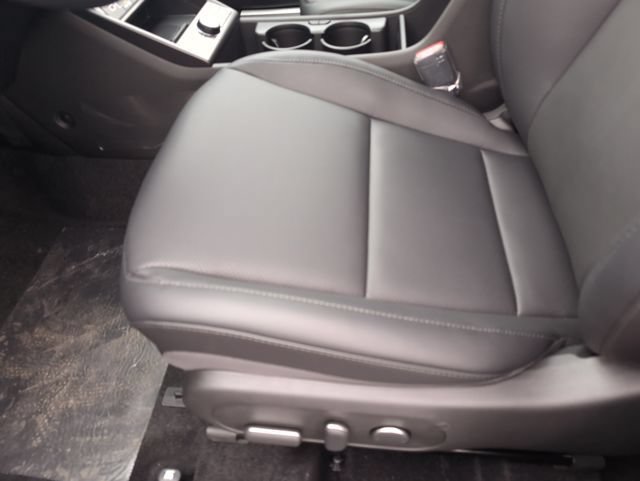 New 2026 Hyundai Kona Limited FWD image 24