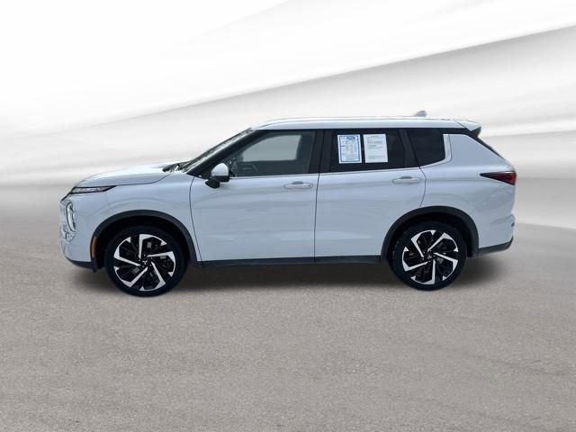 Used 2022 Mitsubishi Outlander ES image 5