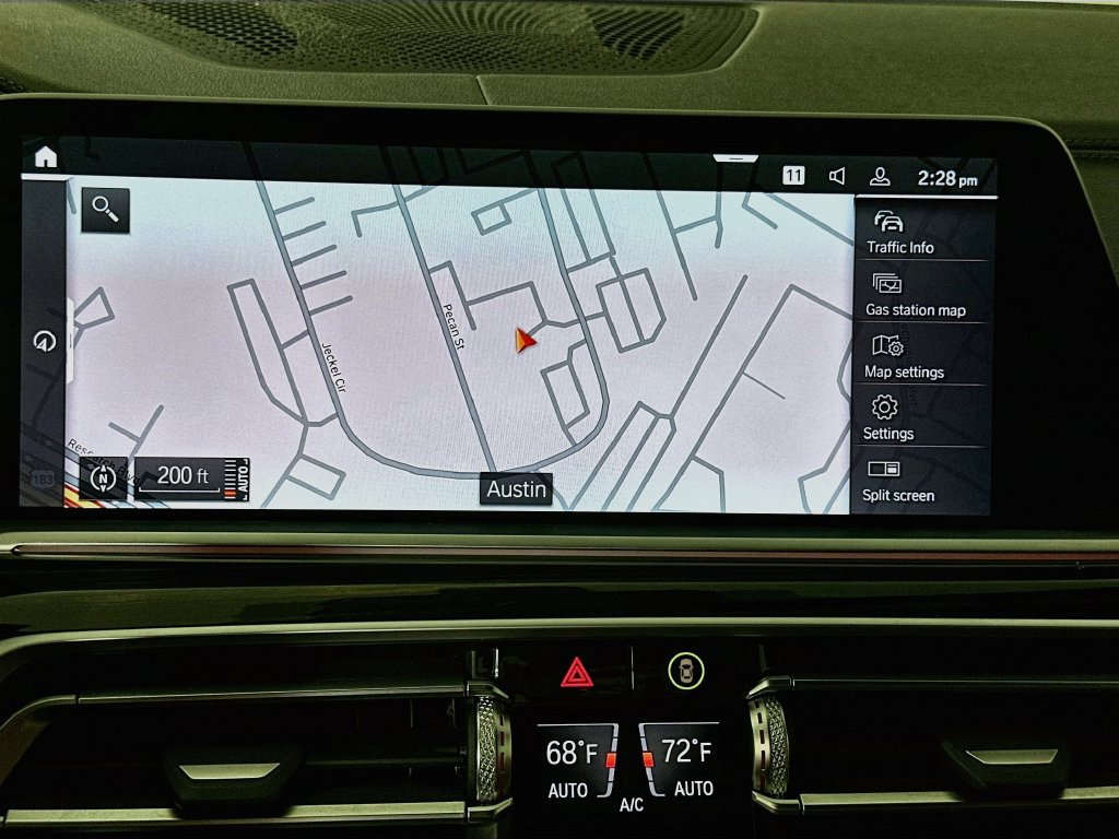 Used 2020 BMW X7 xDrive40i w/ M Sport Package AWD/4WD image 13