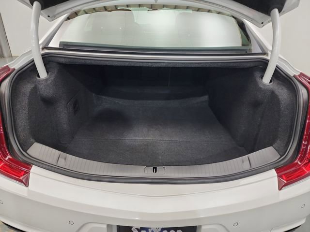 Used 2019 Cadillac XTS Luxury image 9