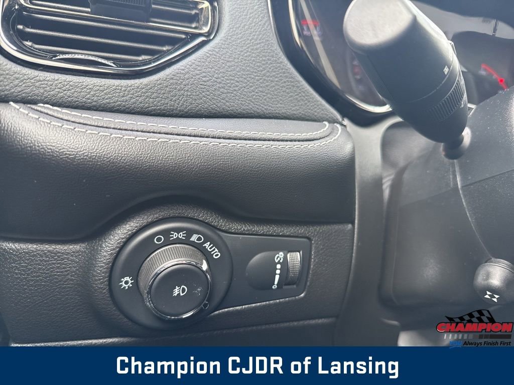 Used 2022 Dodge Durango SRT w/ Trailer Tow Group IV image 37