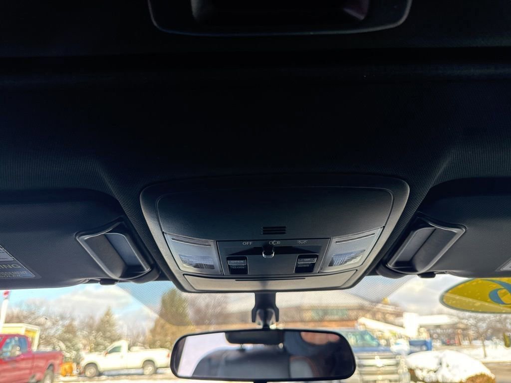 Used 2016 Toyota RAV4 SE image 29