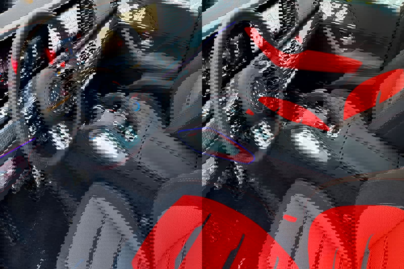 New 2026 Mercedes-Benz GLE 63 AMG S image 9